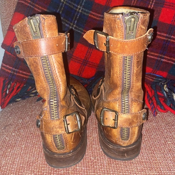 Distressed pair of Frye short boots. Great condition structurally. - Picture 3 of 10